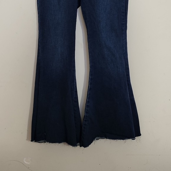 Free People Curvy High Rise Lace Up Flare Jeans Blue Size 26 - Picture 3 of 10